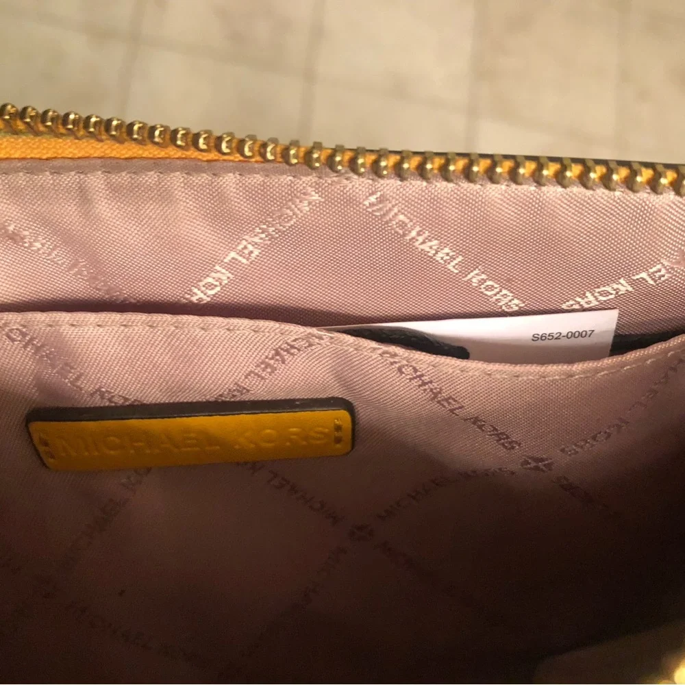 Michael Kors Yellow Iconic Logo Wristlet Limited Edition - Picture 5 of 6